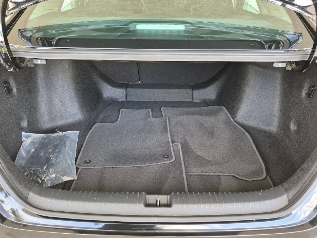Used 2025 Honda Accord SE image 26