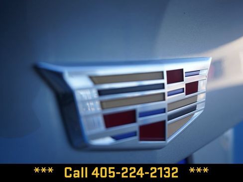 Used 2025 Cadillac XT4 Premium Luxury AWD/4WD image 5