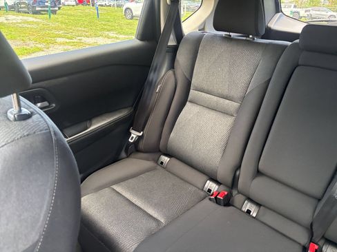 Used 2025 Nissan Rogue SV AWD/4WD image 41