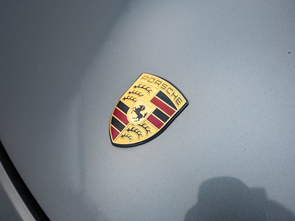 Used 2002 Porsche 911 Carrera RWD image 16