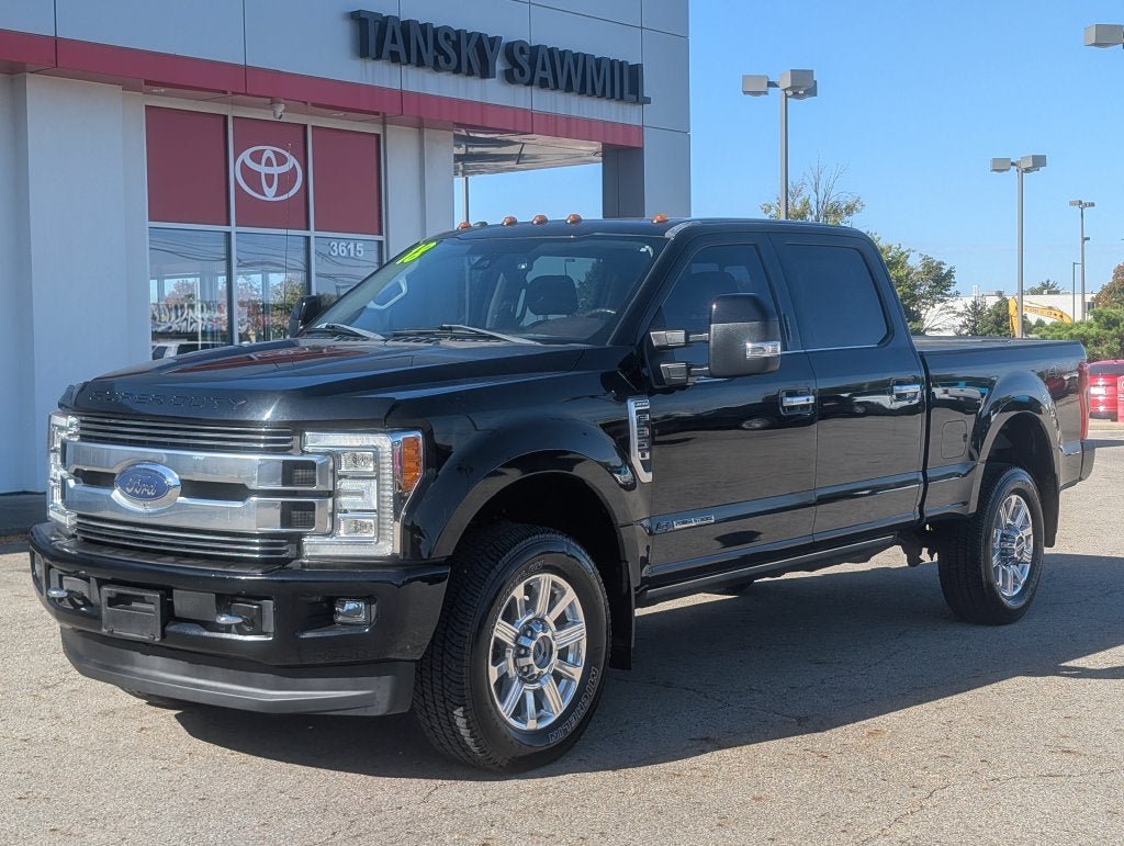 Used 2018 Ford F350 Limited AWD/4WD image 3