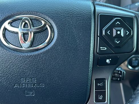 Used 2019 Toyota Tacoma TRD Sport w/ Technology Package AWD/4WD image 20