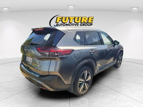 Certified 2023 Nissan Rogue SL w/ SL Premium Package AWD/4WD image 3