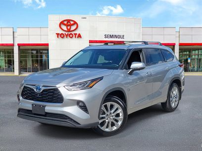 Used 2023 Toyota Highlander Limited