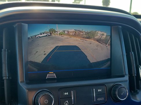 Used 2022 Chevrolet Colorado LT w/ LT Convenience Package image 23