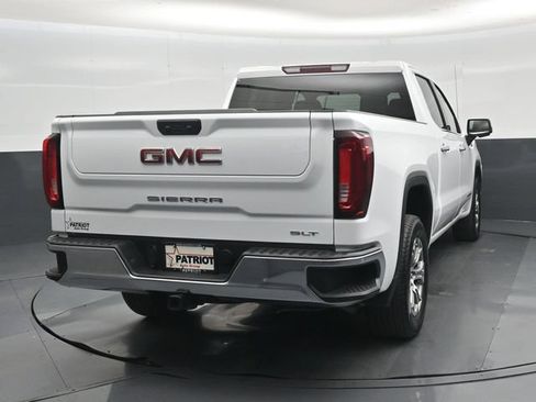 Used 2024 GMC Sierra 1500 SLT RWD image 2