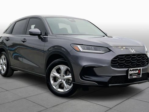 Used 2025 Honda HR-V LX image 2