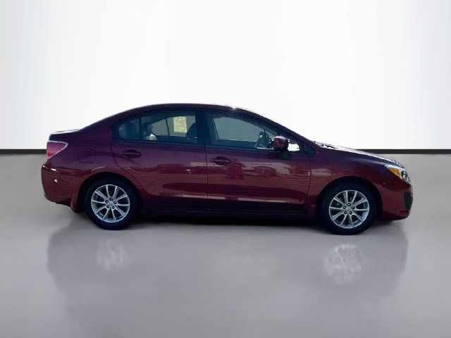 Used 2014 Subaru Impreza 2.0i Premium w/ All-Weather Package w/CVT AWD/4WD image 4