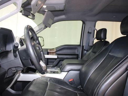 Used 2019 Ford F150 Lariat AWD/4WD image 17