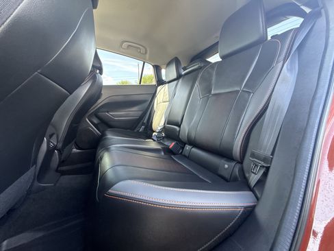 Used 2024 Subaru Crosstrek 2.5i Limited w/ Crosstrek Mirror Package image 13