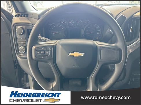 Used 2025 Chevrolet Silverado 2500 Custom w/ Custom Convenience Package AWD/4WD image 19
