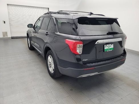 Used 2020 Ford Explorer XLT w/ Equipment Group 202A AWD/4WD image 5