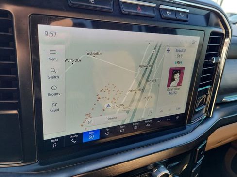 Used 2023 Ford F250 Lariat w/ Chrome Package image 19