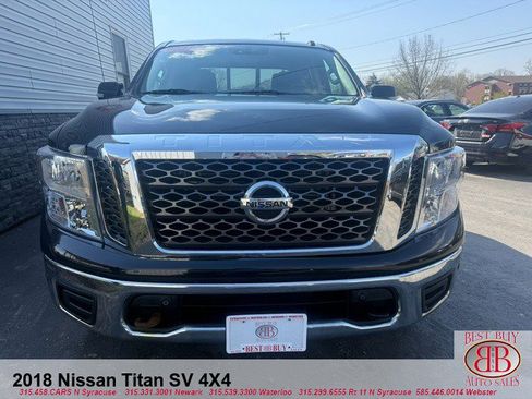 Used 2018 Nissan Titan SV w/ SV Convenience Package AWD/4WD image 2
