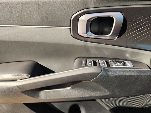 New 2026 Kia Sorento S w/ S Panoramic Sunroof Package FWD image 18