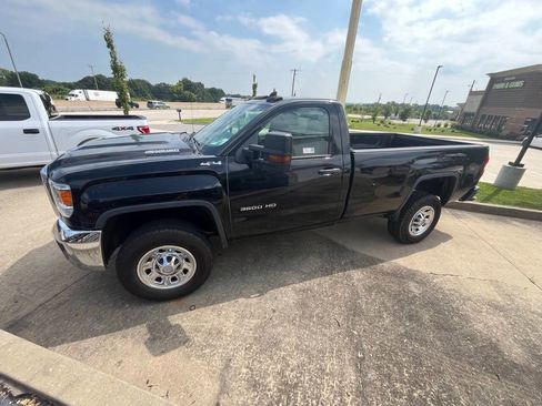 Used 2017 GMC Sierra 3500 4x4 Regular Cab image 11