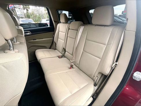 Used 2018 Jeep Grand Cherokee Laredo image 27