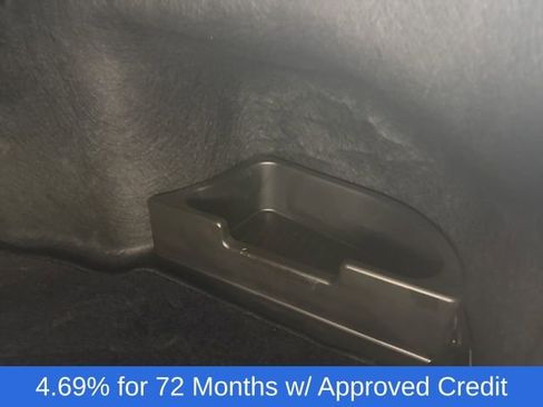 Used 2025 Toyota Camry LE image 30