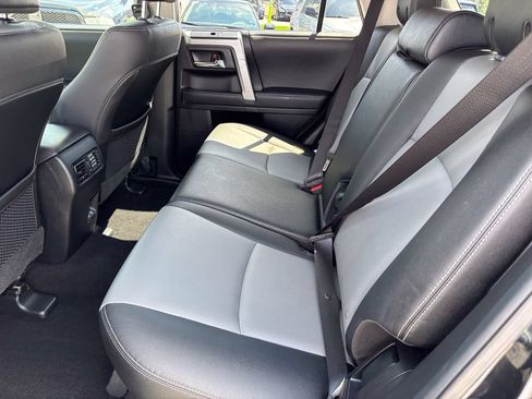 Used 2021 Toyota 4Runner SR5 Premium w/ Moonroof Package AWD/4WD image 46