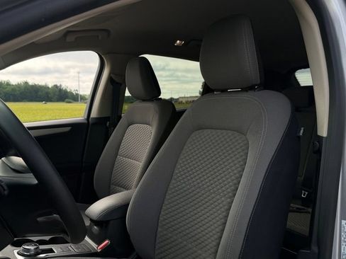Used 2020 Ford Escape SE FWD image 12