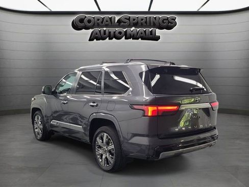 Used 2025 Toyota Sequoia Capstone AWD/4WD image 4