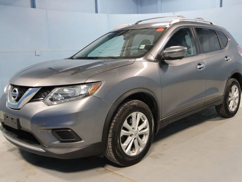 Used 2016 Nissan Rogue SV w/ SV Premium Package image 24