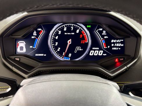 Used 2018 Lamborghini Huracan LP 580-2 RWD image 15