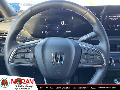 Certified 2024 Buick Envista Preferred w/ Convenience I Package image 19