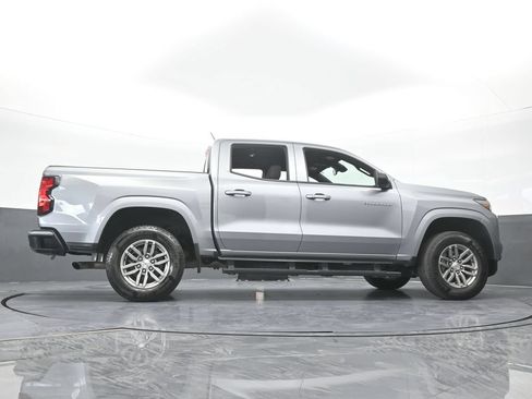 Used 2025 Chevrolet Colorado LT RWD image 64