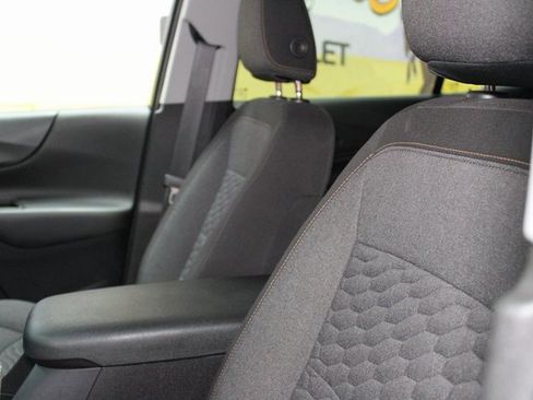 Used 2021 Chevrolet Equinox LT w/ LPO, Floor Liner Package image 17