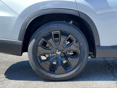 New 2026 Honda Pilot Black Edition image 5