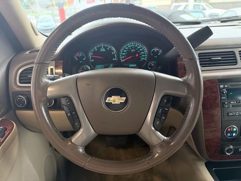 Used 2011 Chevrolet Tahoe LT image 16