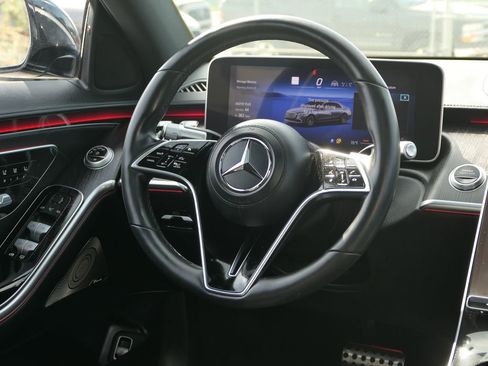Used 2022 Mercedes-Benz S 580 4MATIC Sedan image 26