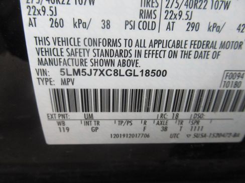 Used 2020 Lincoln Aviator Reserve w/ Equipment Group 202A AWD/4WD image 23