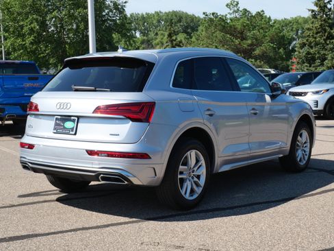 Used 2023 Audi Q5 2.0T Premium w/ Convenience Package AWD/4WD image 5