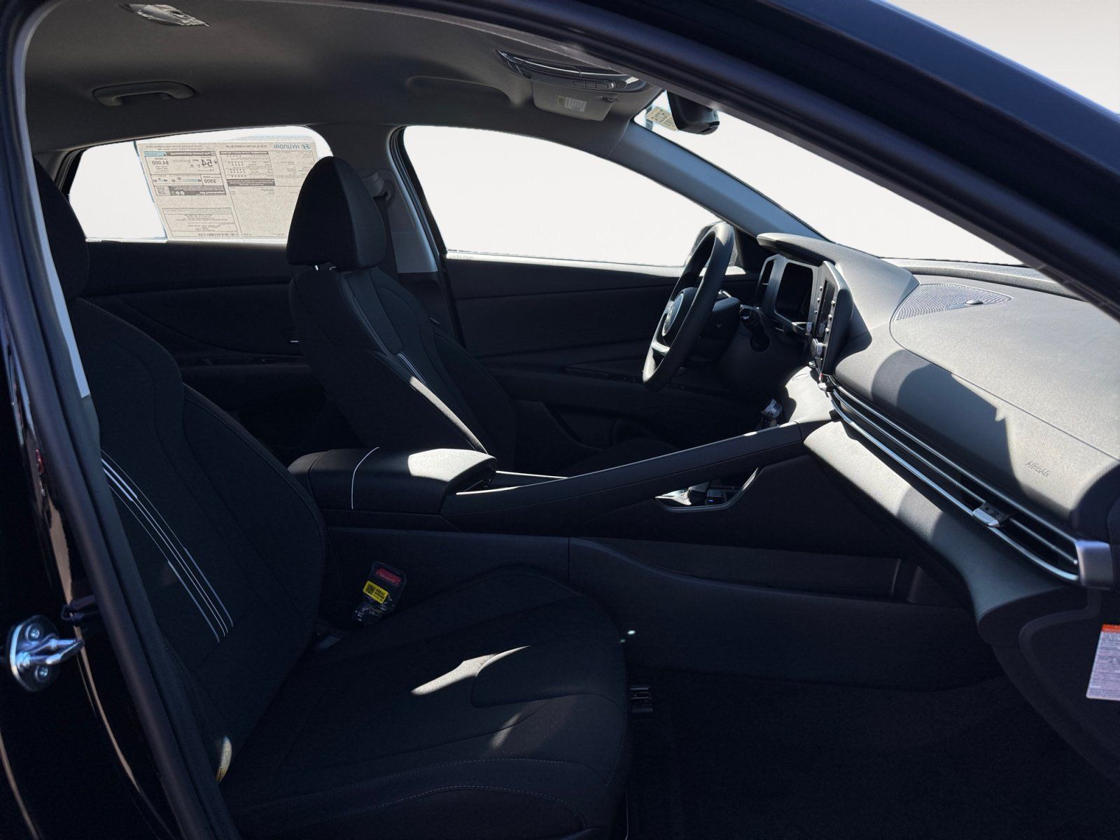 New 2026 Hyundai Elantra Hybrid FWD image 15