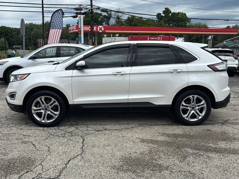 Used 2017 Ford Edge Titanium w/ Equipment Group 301A FWD image 7