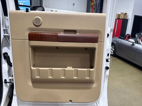 Used 2014 Ford F350 King Ranch w/ King Ranch w/Chrome Package image 63