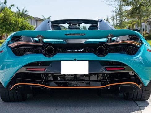 Used 2022 McLaren 720S Spider image 7