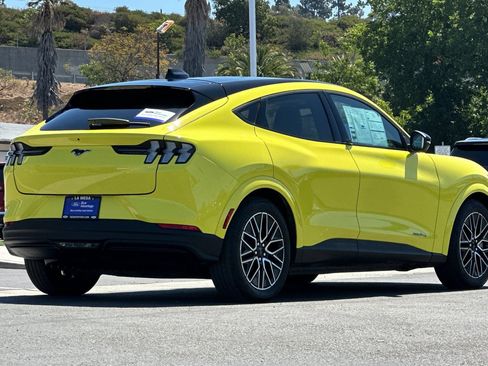 Certified 2025 Ford Mustang Mach-E Premium AWD/4WD image 3