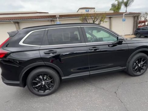 Certified 2025 Honda CR-V Sport image 9