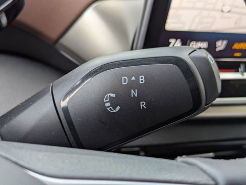 New 2026 Volkswagen ID.4 Pro image 16