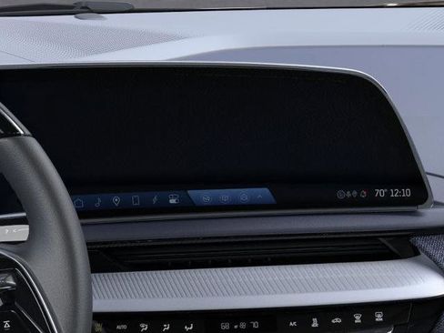 New 2026 Cadillac Optiq Luxury 2 image 44