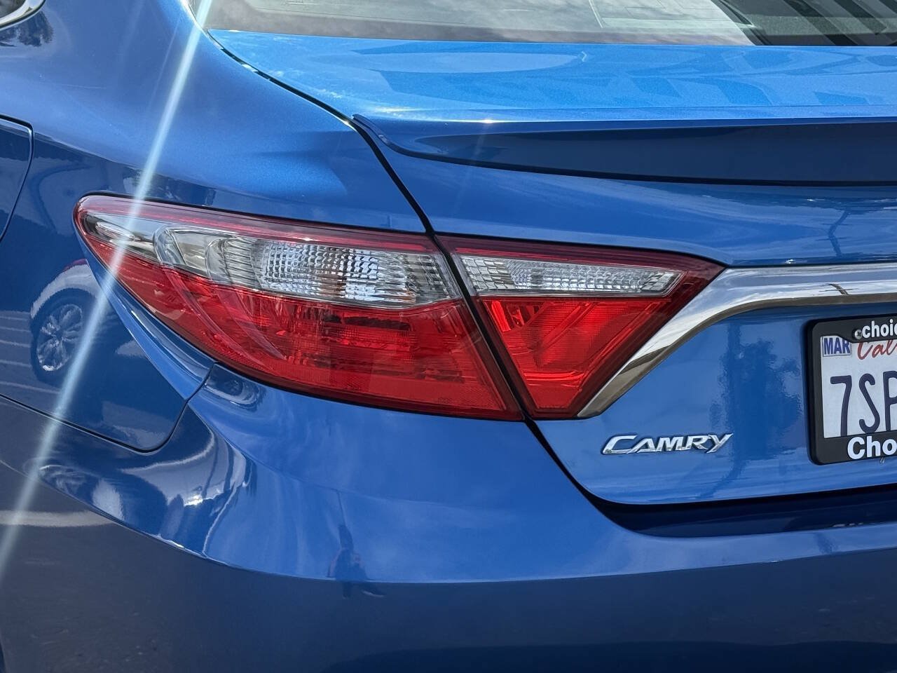 Used 2016 Toyota Camry SE FWD image 23