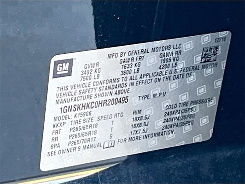 Used 2017 Chevrolet Suburban LT image 32