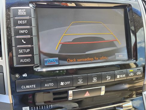 Used 2013 Toyota Land Cruiser AWD/4WD image 18