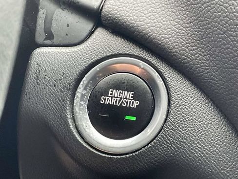 Used 2023 Chevrolet Equinox LT FWD image 15