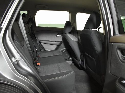 Certified 2023 Nissan Rogue SV image 31