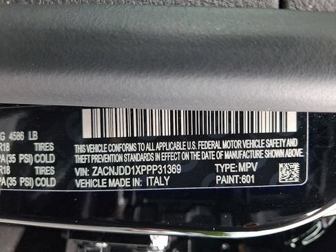 Certified 2023 Jeep Renegade Limited w/ Sun/Sound Group AWD/4WD image 27