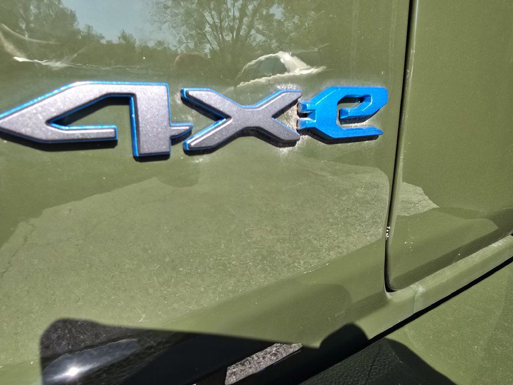 Used 2024 Jeep Wrangler High Altitude AWD/4WD image 19